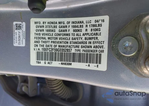 2016 Honda Civic Lx z USA, uszkodzony, nr VIN 19XFC2F59GE052857